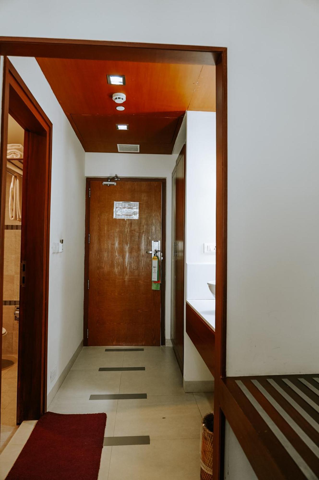 Hotel Devaragam By K P Namboodiri'S Guruvayur Exterior photo