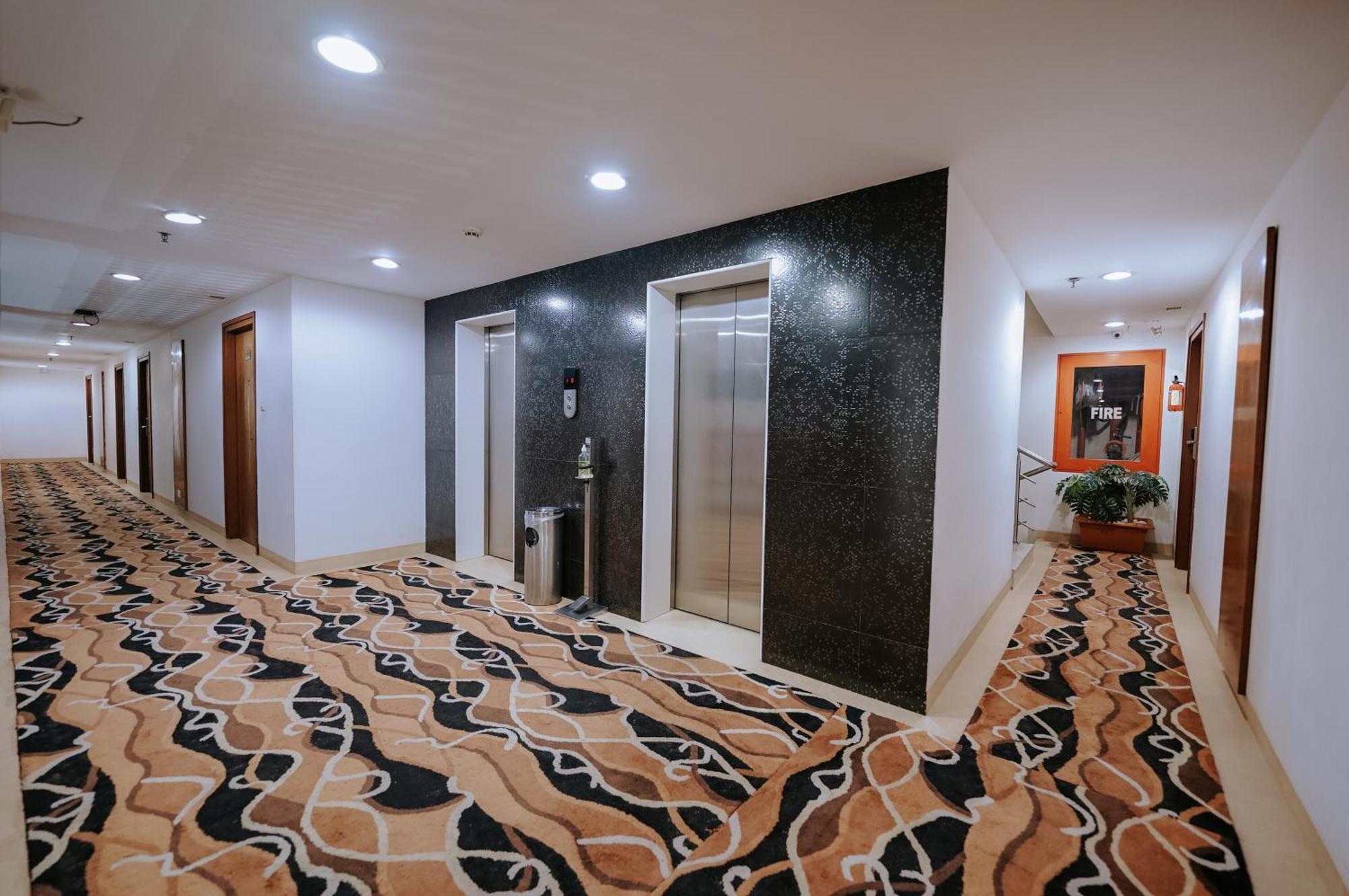 Hotel Devaragam By K P Namboodiri'S Guruvayur Exterior photo