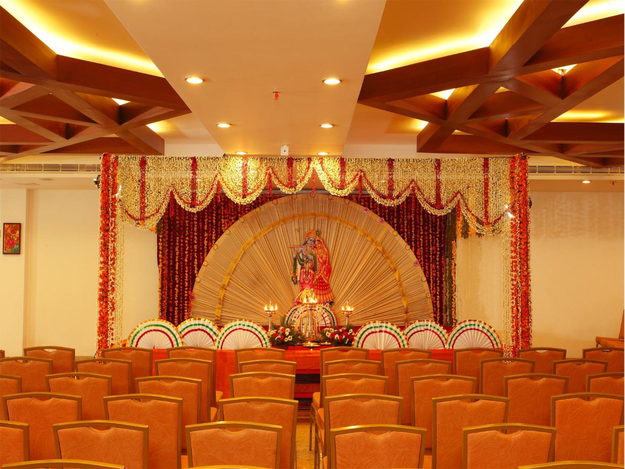 Hotel Devaragam By K P Namboodiri'S Guruvayur Exterior photo