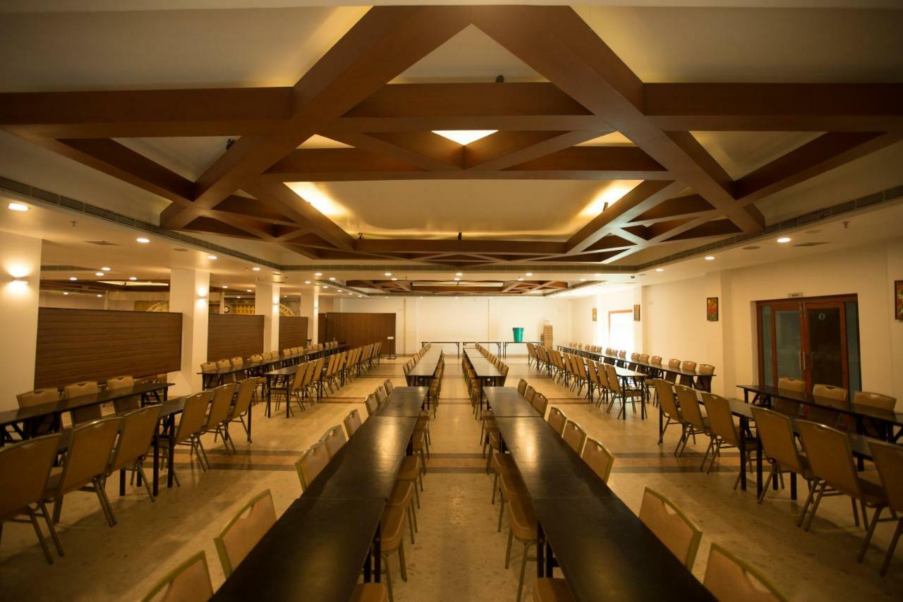 Hotel Devaragam By K P Namboodiri'S Guruvayur Exterior photo